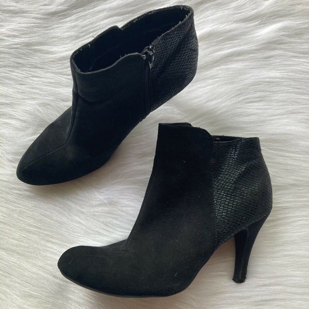 Express Heels Sz 7 Booties Faux Snakeskin Black Shoes Party Date Night Out Women